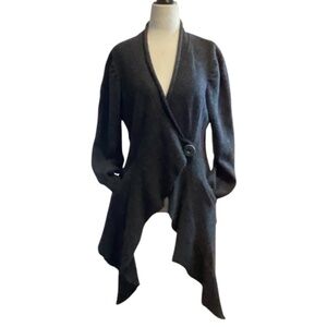 Linea Domani 100% wool cardigan. Sz.M